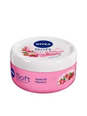 Buy Nivea Soft Light Berry Blossom Moisturiser